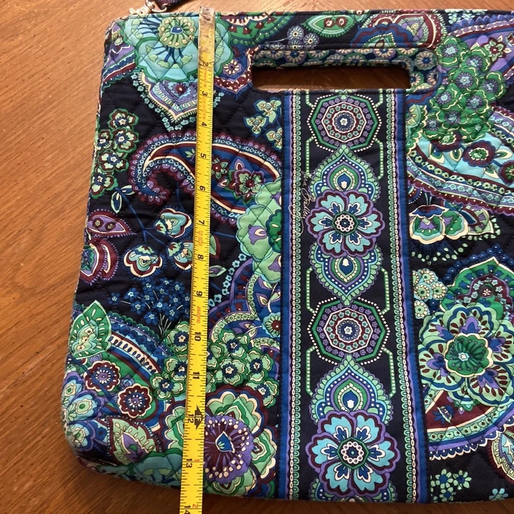 Vera Bradley excellent see